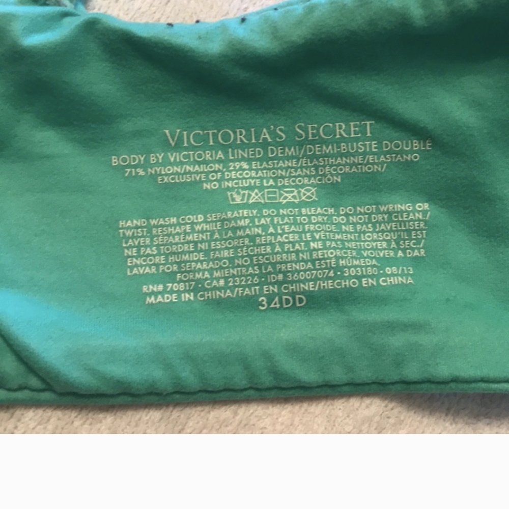 Two 34D Body by VS Demi Bras - Picture 2 of 4